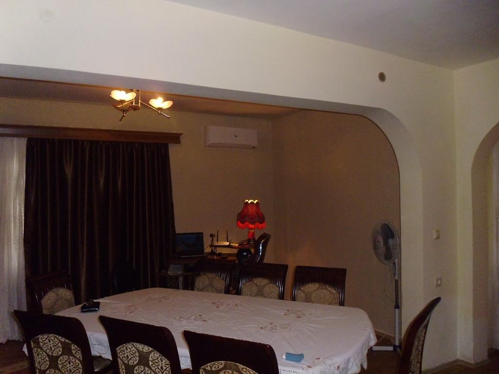 Private House In Batumi Hotel Room photo